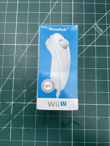 Nunchuck bianco ufficiale