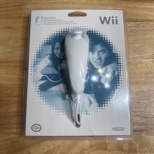 Nintendo wii nunchuck - nintendo,